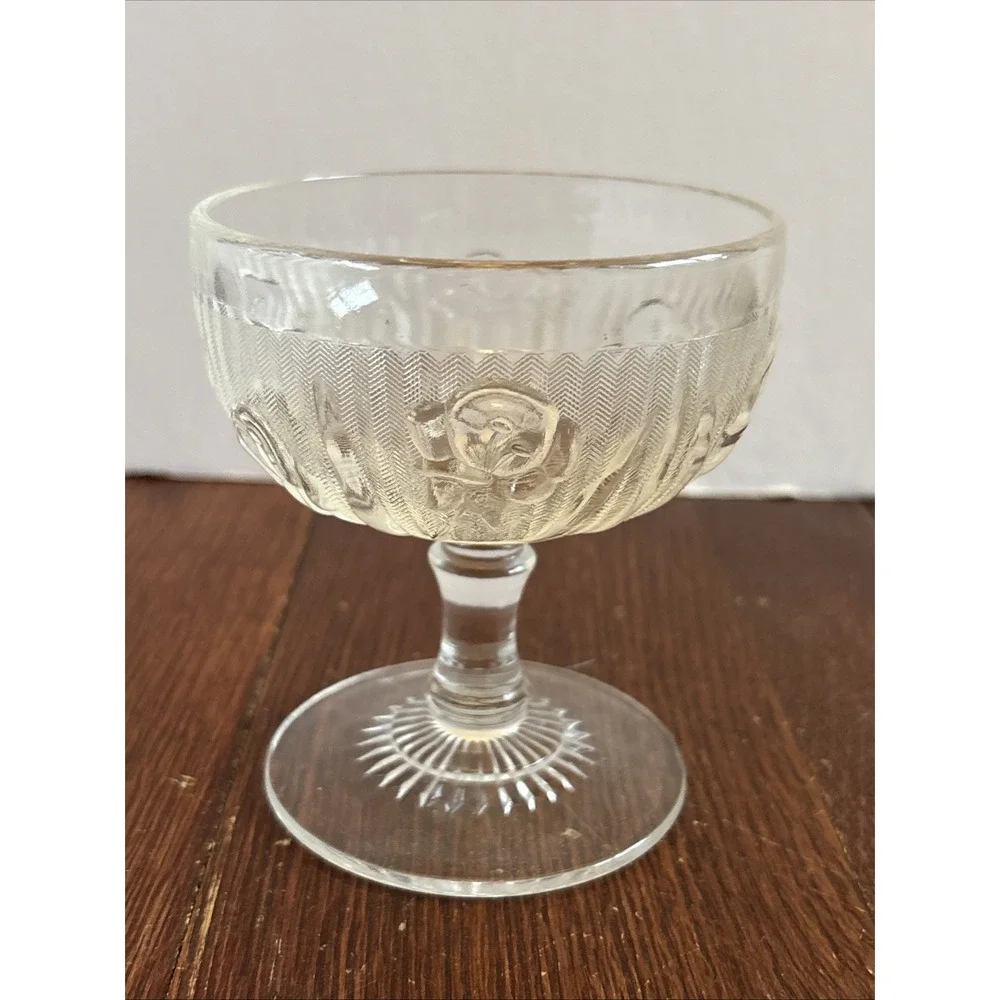 Vintage Jeannette Glass Iris &‎ Herringbone Footed Sherbet Bowl 4